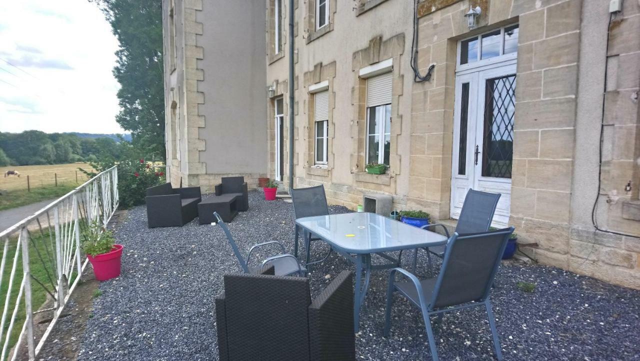 Jad Ranch Hotel Raucourt-et-Flaba ภายนอก รูปภาพ